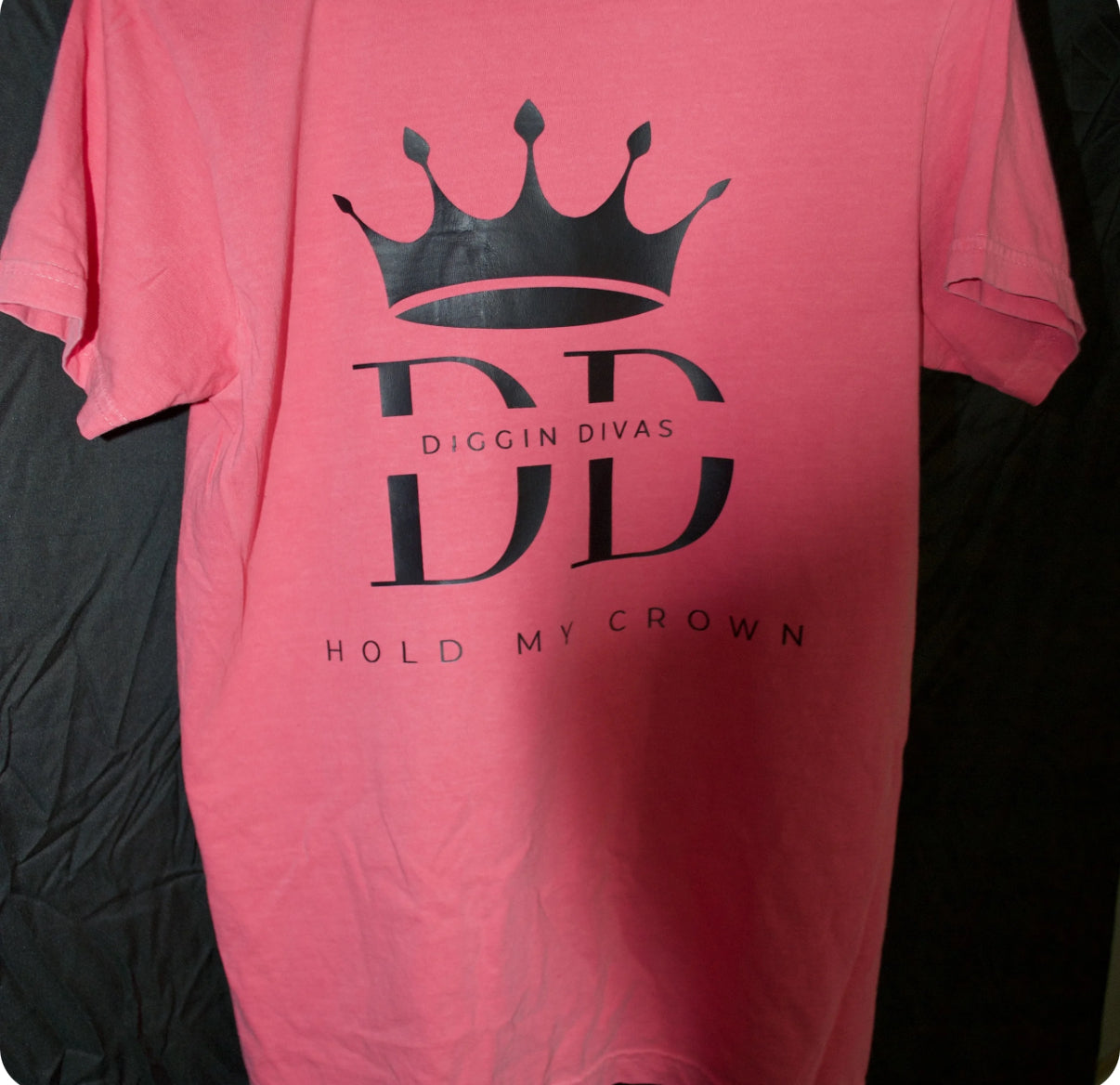 Hold my crown T